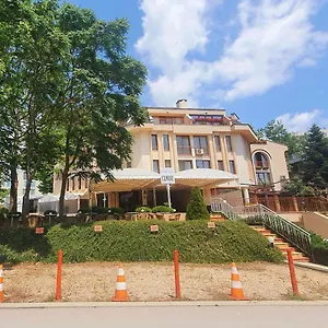 https://classic-hotel-varna.goldensandshotels.net