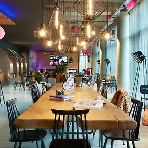 Moxy Paris Charles De Gaulle Airport רואיסי-אן-פרנס